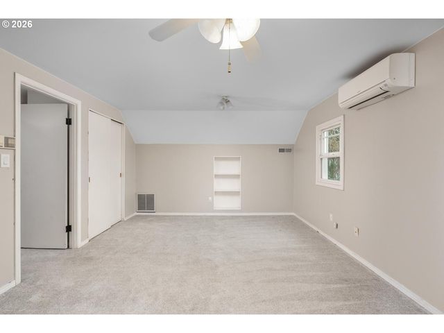 3825 Ne 63RD Ave, Portland, OR 97213