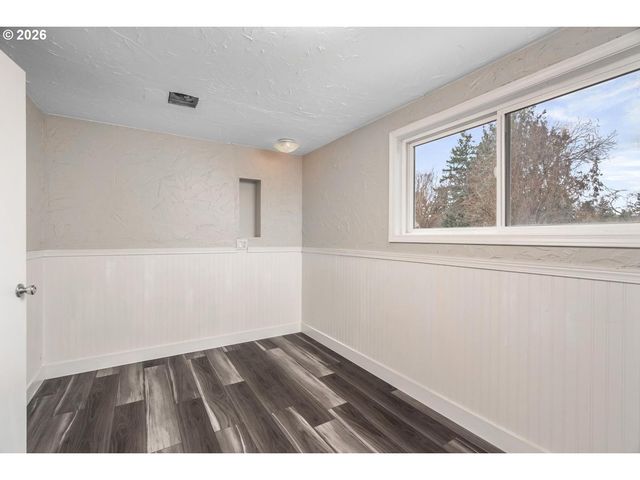 3825 Ne 63RD Ave, Portland, OR 97213