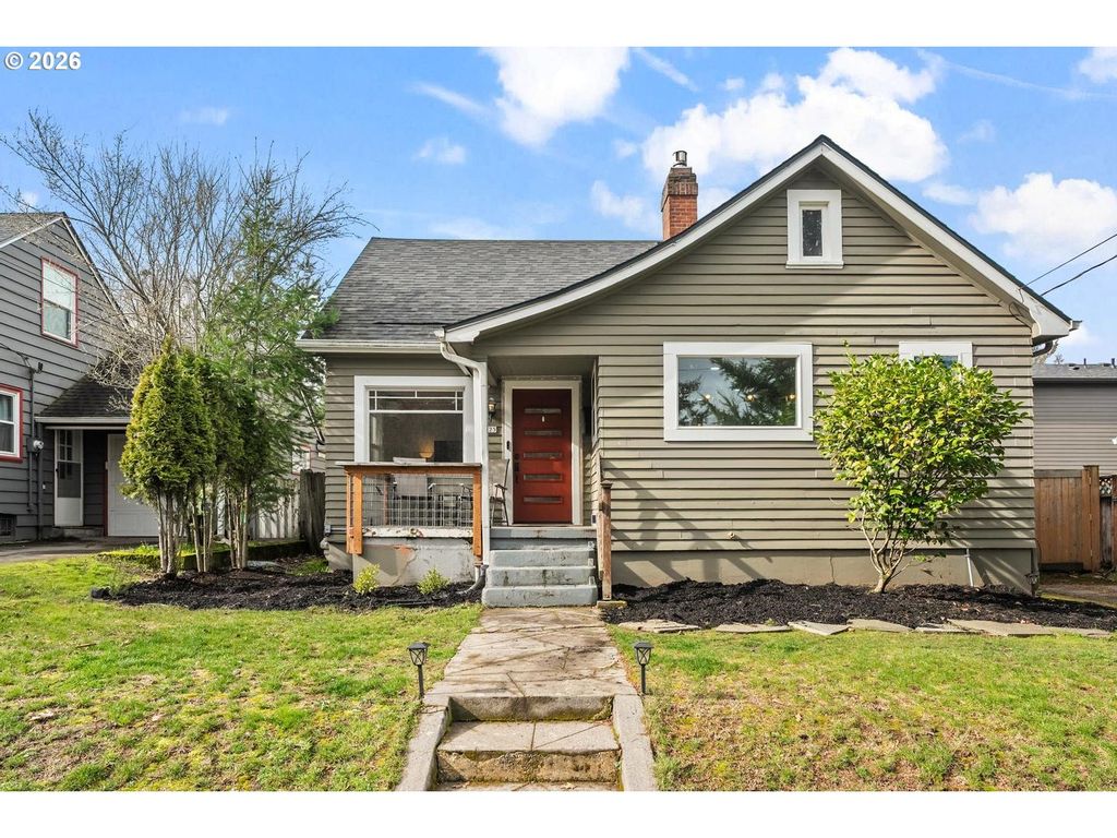 3825 Ne 63RD Ave, Portland, OR 97213