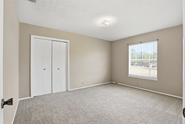 2026 Pebblecreek Drive, Cleburne, TX 76033