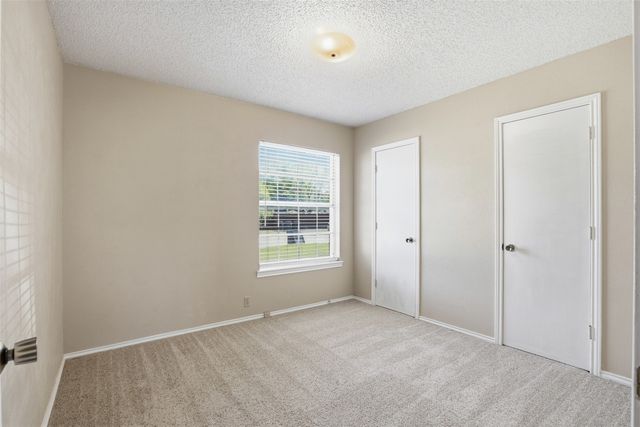 2026 Pebblecreek Drive, Cleburne, TX 76033