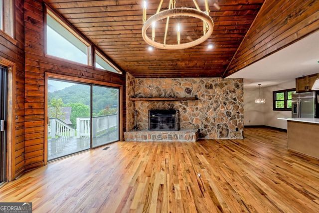 156 Tahoe Lane, Dillard, GA 30537