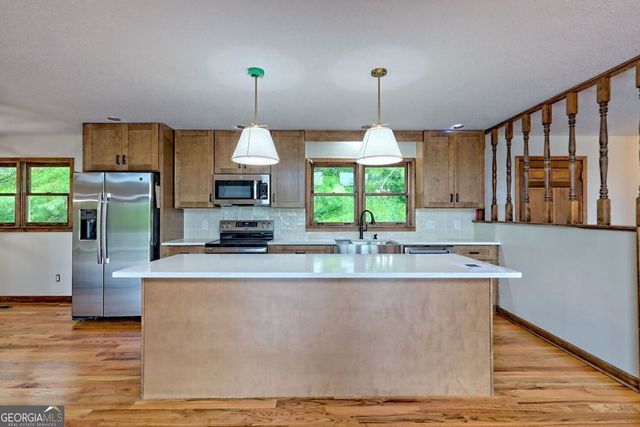 156 Tahoe Lane, Dillard, GA 30537