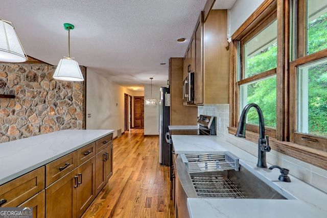 156 Tahoe Lane, Dillard, GA 30537