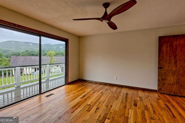 156 Tahoe Lane, Dillard, GA 30537