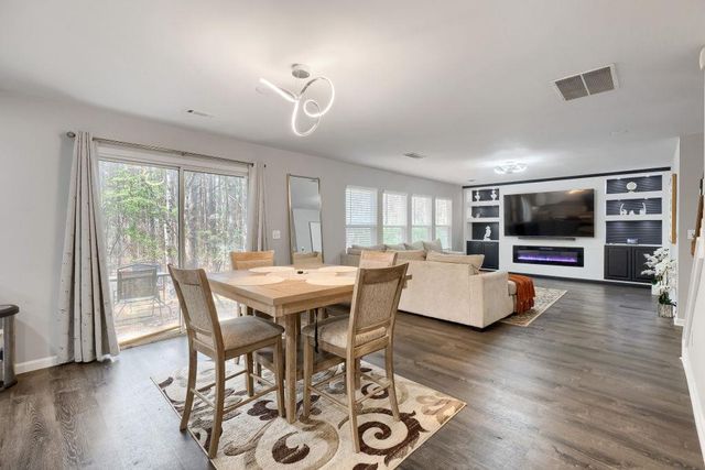 7583 Waverly Loop, Fairburn, GA 30213