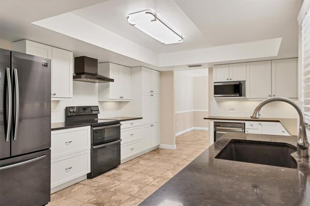 6249 MURIWOOD COURT, Sarasota, FL 34243