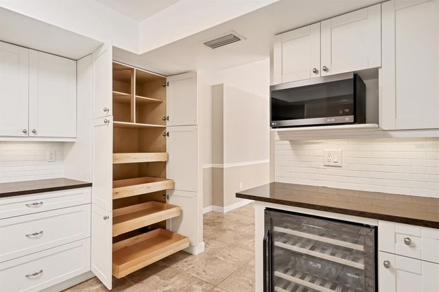 6249 MURIWOOD COURT, Sarasota, FL 34243