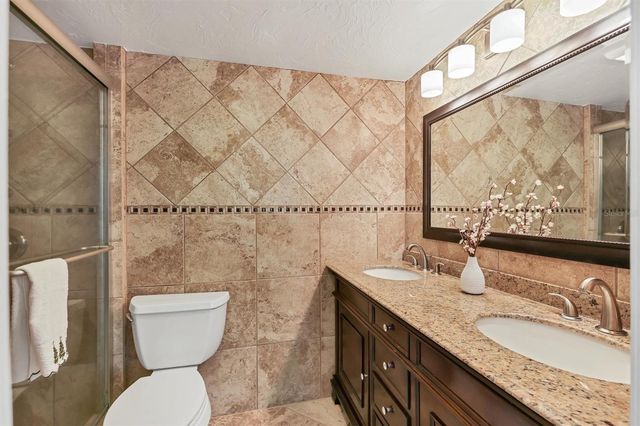 6249 MURIWOOD COURT, Sarasota, FL 34243