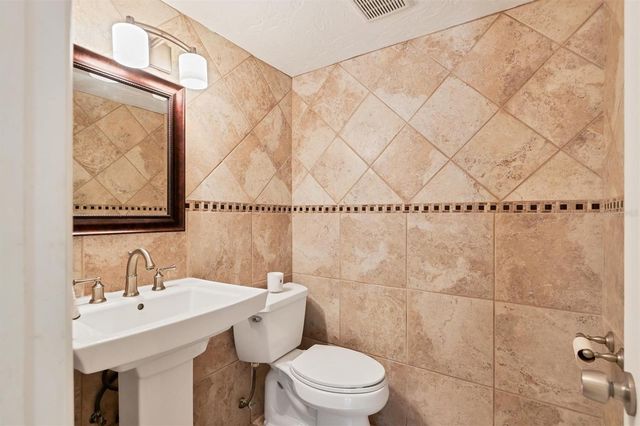 6249 MURIWOOD COURT, Sarasota, FL 34243