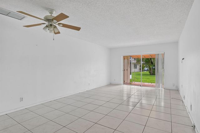 20923 Sedgewick Drive 386, Boca Raton, FL 33433