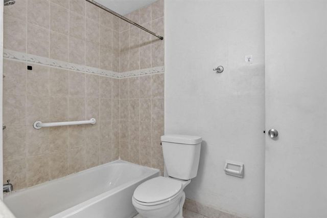 20923 Sedgewick Drive 386, Boca Raton, FL 33433