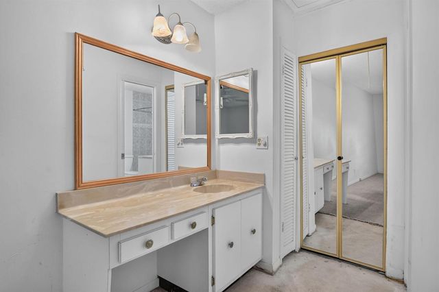 20923 Sedgewick Drive 386, Boca Raton, FL 33433