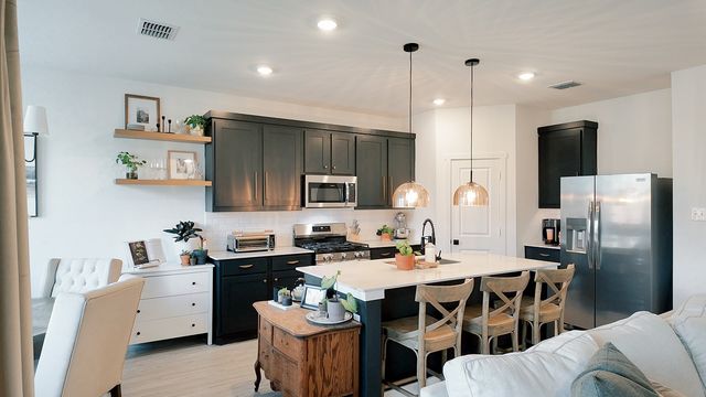 319 Sedalia Trail, Justin, TX 76247