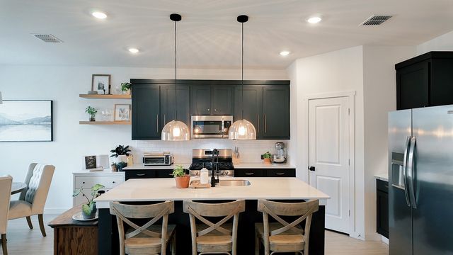 319 Sedalia Trail, Justin, TX 76247