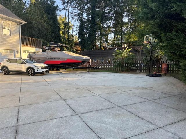 4548 Duncan Drive, Sugar Hill, GA 30518