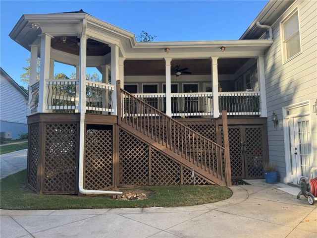 4548 Duncan Drive, Sugar Hill, GA 30518