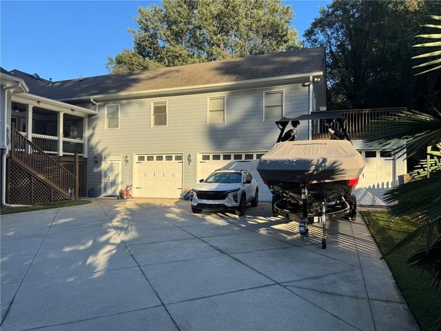 4548 Duncan Drive, Sugar Hill, GA 30518