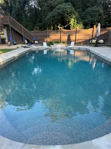 4548 Duncan Drive, Sugar Hill, GA 30518