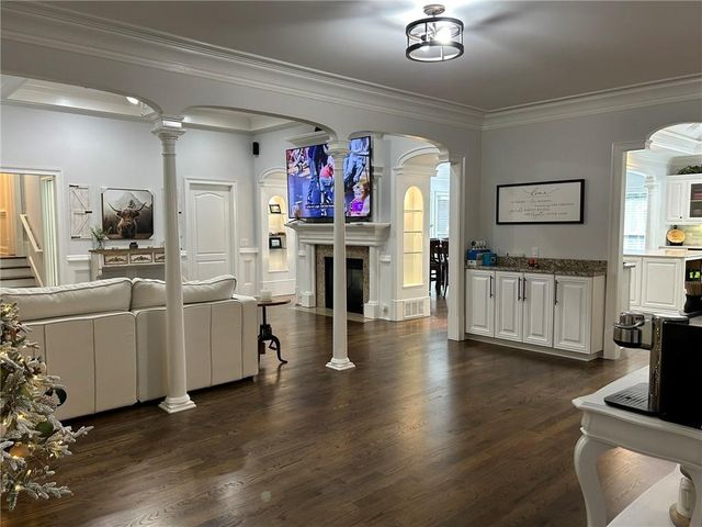 4548 Duncan Drive, Sugar Hill, GA 30518