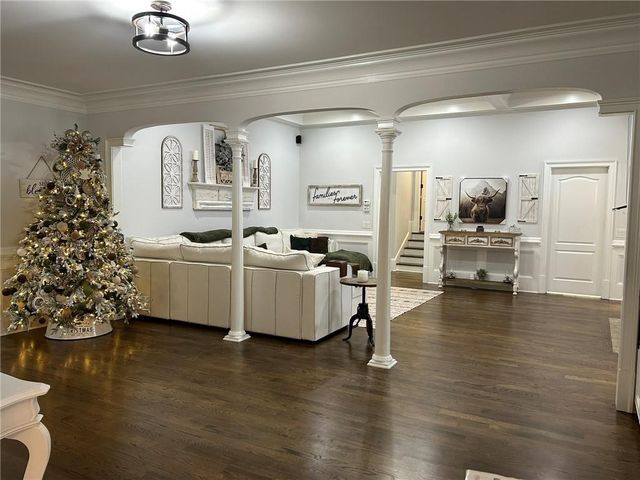 4548 Duncan Drive, Sugar Hill, GA 30518