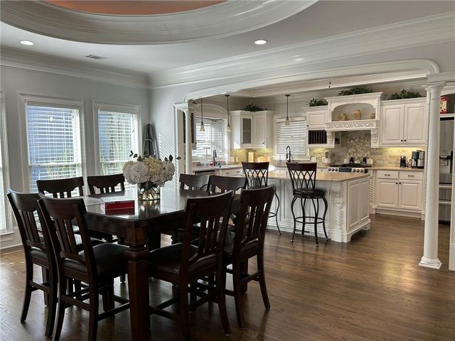 4548 Duncan Drive, Sugar Hill, GA 30518