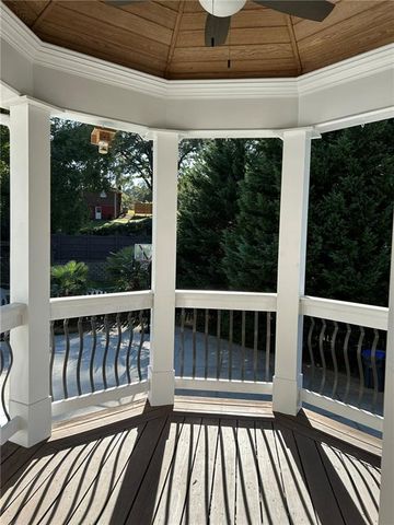 4548 Duncan Drive, Sugar Hill, GA 30518