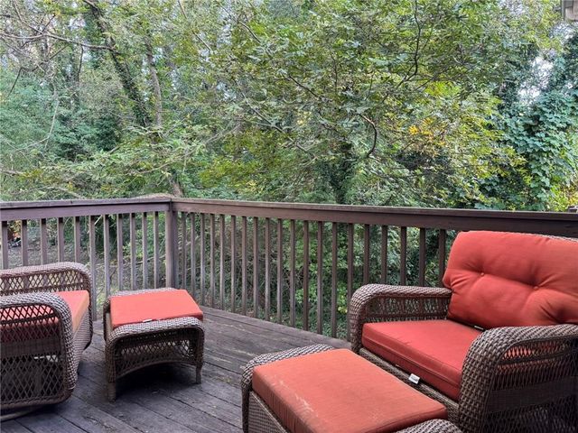 4548 Duncan Drive, Sugar Hill, GA 30518