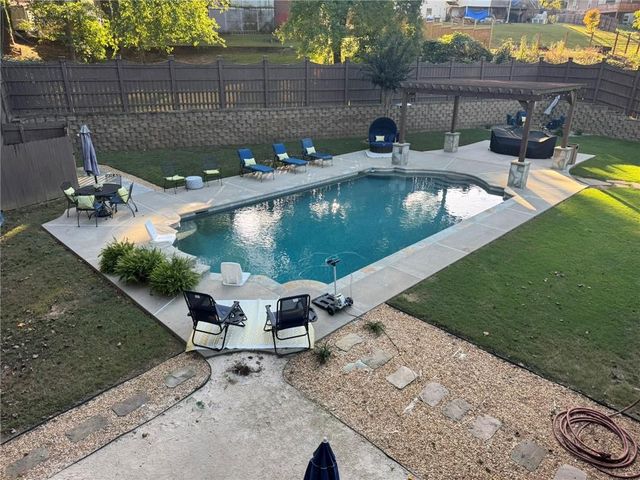 4548 Duncan Drive, Sugar Hill, GA 30518