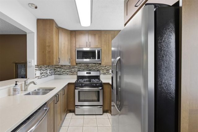 11901 Swearingen DR 24, Austin, TX 78758