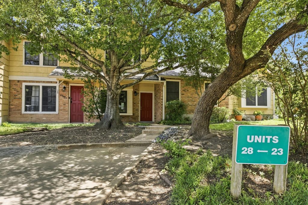 11901 Swearingen DR 24, Austin, TX 78758