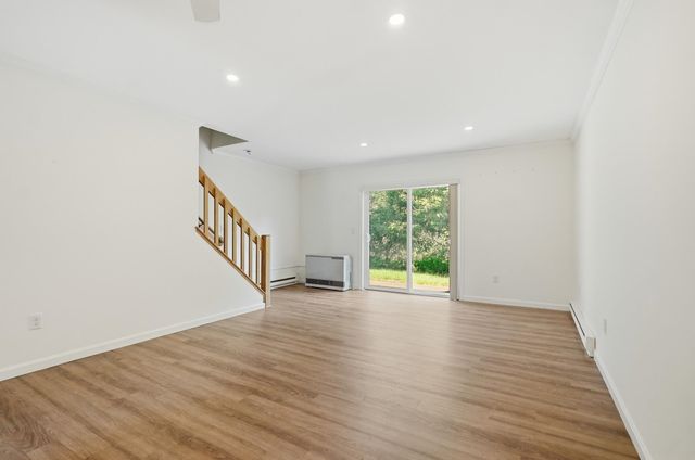 81 Hayes Avenue, South Burlington, VT 05403