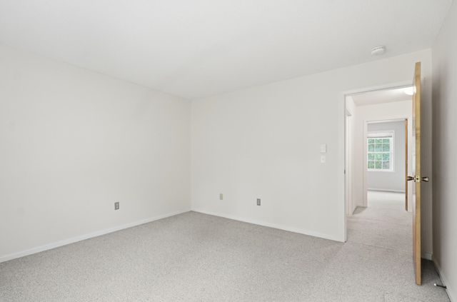 81 Hayes Avenue, South Burlington, VT 05403