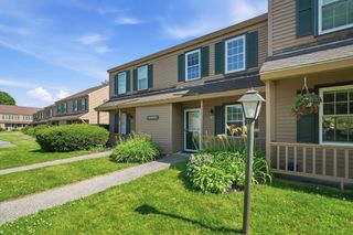81 Hayes Avenue, South Burlington, VT 05403