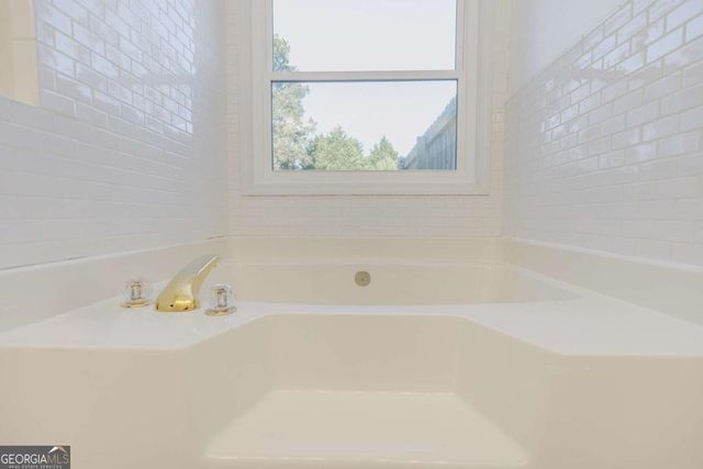 5790 Newberry Point Drive, Flowery Branch, GA 30542