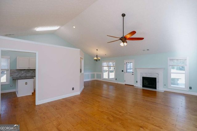 5790 Newberry Point Drive, Flowery Branch, GA 30542