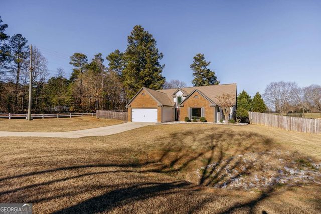 5790 Newberry Point Drive, Flowery Branch, GA 30542