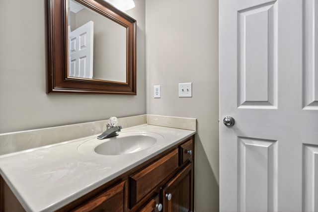 1364 Gray Hawk Road, Lexington, KY 40502