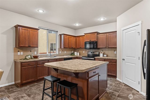 1803 197th Street Ct E, Spanaway, WA 98387