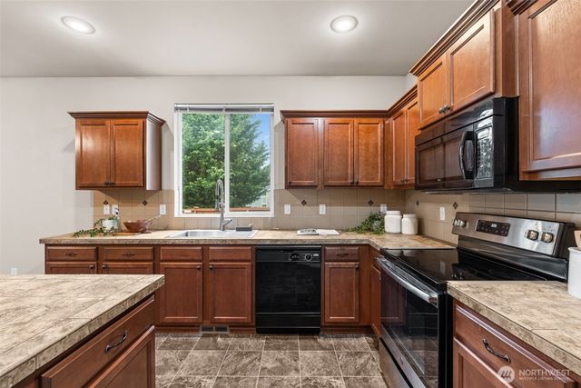 1803 197th Street Ct E, Spanaway, WA 98387