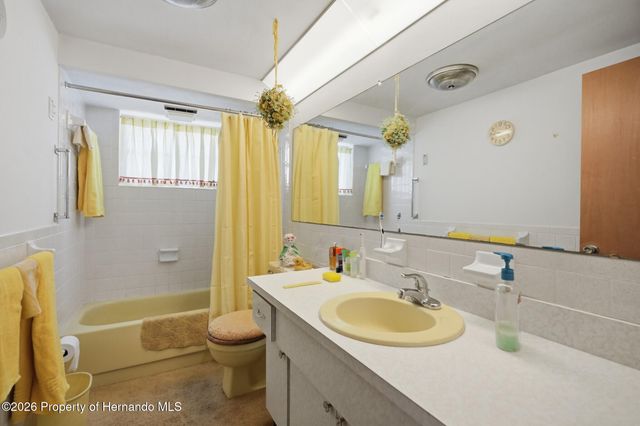 1207 Lodestar Drive, Holiday, FL 34690