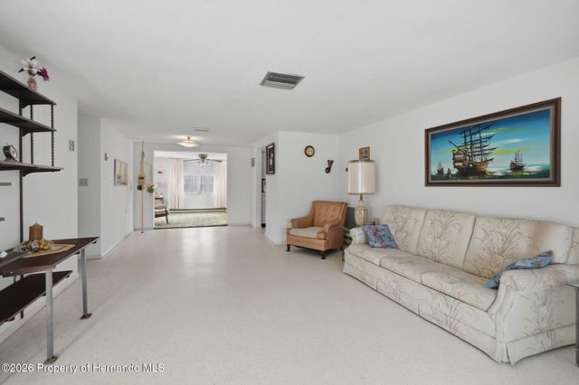 1207 Lodestar Drive, Holiday, FL 34690
