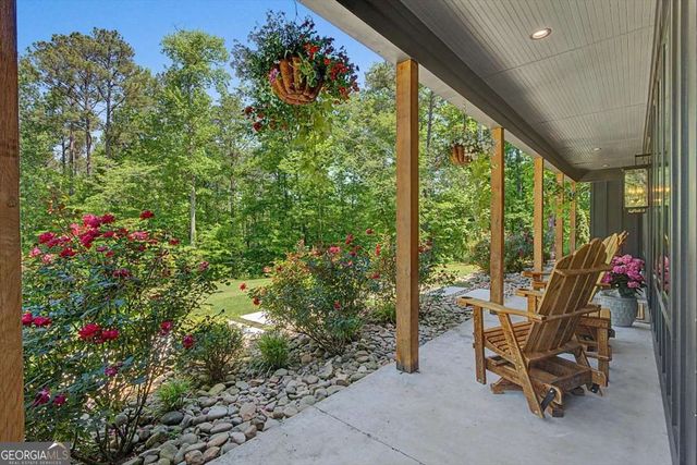 1820 Austin Bridge Road, Douglasville, GA 30134