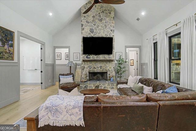 1820 Austin Bridge Road, Douglasville, GA 30134