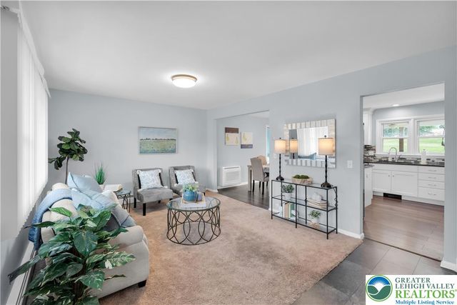 2715 Swanson Street, Palmer Twp, PA 18045