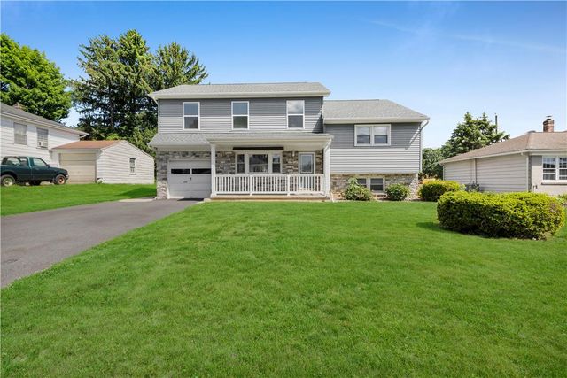 2715 Swanson Street, Palmer Twp, PA 18045