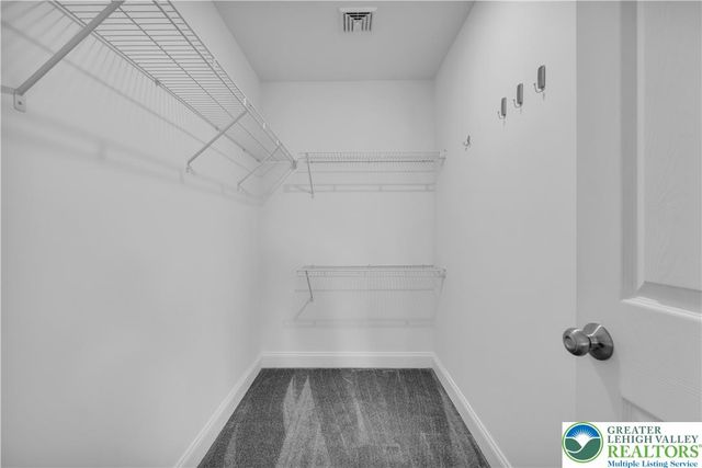 2715 Swanson Street, Palmer Twp, PA 18045