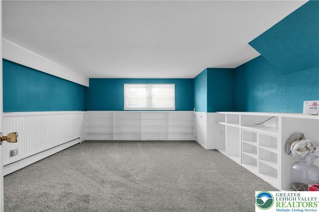2715 Swanson Street, Palmer Twp, PA 18045