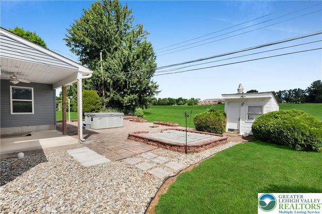 2715 Swanson Street, Palmer Twp, PA 18045