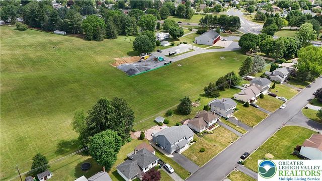 2715 Swanson Street, Palmer Twp, PA 18045